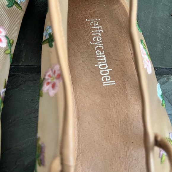 Jeffrey Campbell Floral Ballet Flats Tan Mesh Size 8.5 - Picture 2 of 4